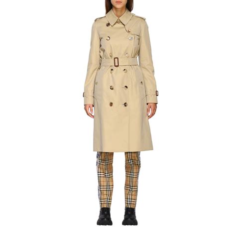 impermeabili burberry donna outlet|Trench e impermeabili da donna di Burberry Pre.